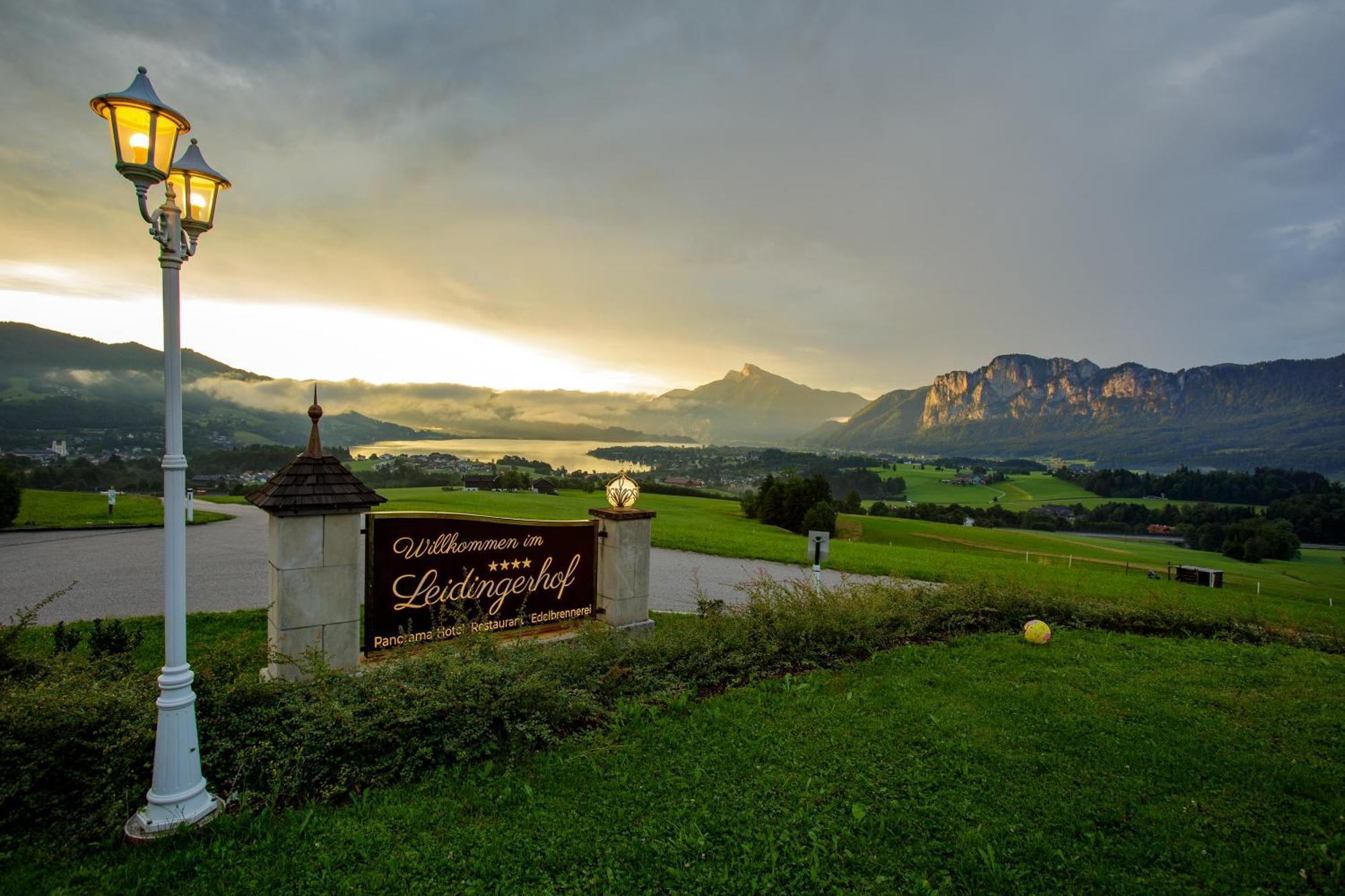 Panorama Hotel Gasthof Leidingerhof Mondsee Bagian luar foto